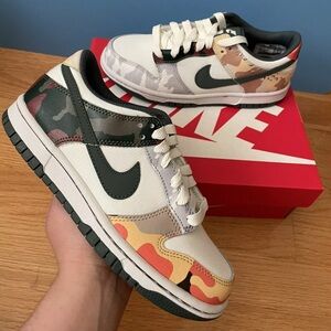 Nike Dunk Low SE Sail Multi-Camo
Size 3.5